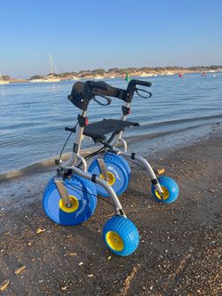 Andador, caminador rollator City Beach