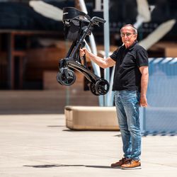 Andador, caminador rollator de Fibra de Carbono Magnum