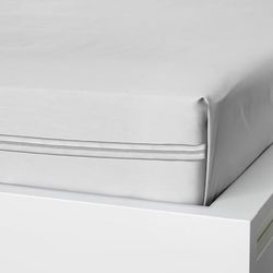 Funda protectora colchón antiàcaros ,cama de matrominio