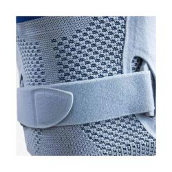 Rodillera genutrain s ,sujeción rótula en silicona y flejes laterales