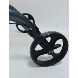 Rollator y silla de transferencia 2 en 1