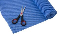 Rollo anti-deslizante stayput 30,5 x 183 cm / azul eléctrico