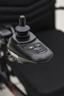 Silla de ruedas eléctrica Akira