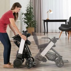 Silla de ruedas eléctrica whill model f con plegado vertical de Wellell