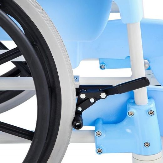 Silla para baño y WC autopropulsable Moem.