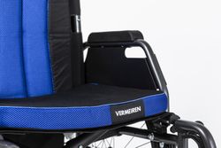 Silla  D200 Split  de transito rueda grande, de aluminio