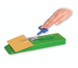 Tijeras de mesa con peana