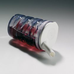 Vaso ergonómico H5725 con DOS tapas de 4y8 mm.