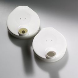 Vaso ergonómico H5725 con DOS tapas de 4y8 mm.